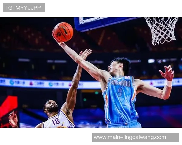 鲁粤榜首大战球票遭哄抢阿联小丁上演MVP第一战